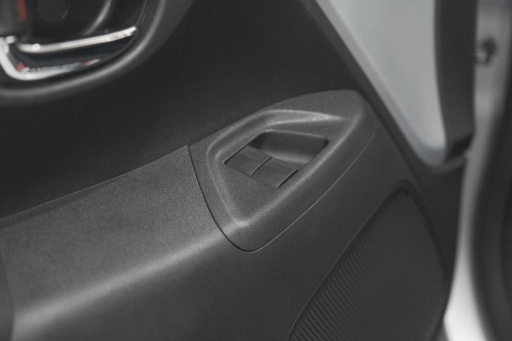 Peugeot 108 1.0 e-vti allure | unieke kilometerstand | camera | climate con