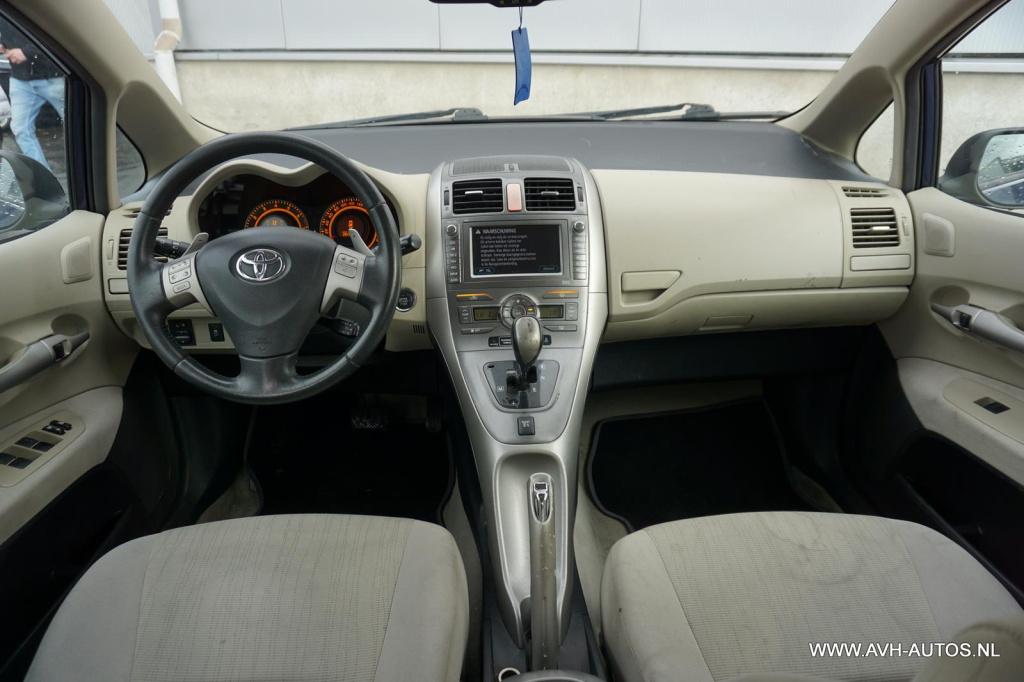 Toyota Auris 1.6-16v luna business automaat