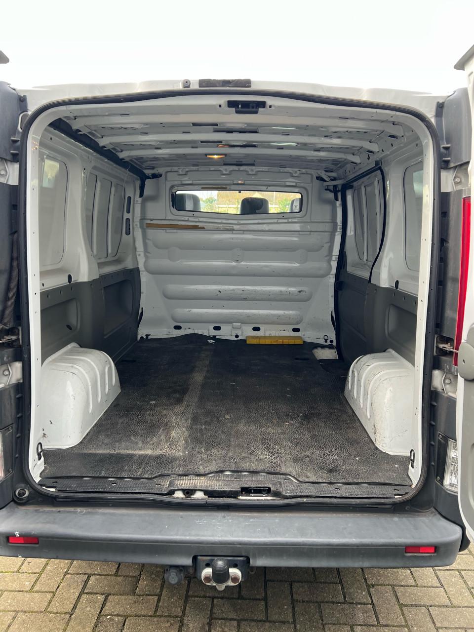 Renault Trafic 2.0dCi T27 L1H1 ZEER NETTE BUS