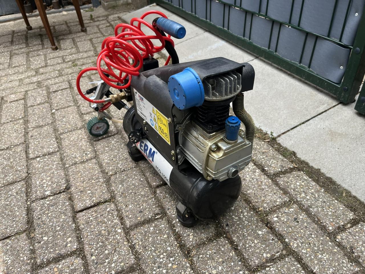 Compressor Ferm FCO-1006 met accessoires