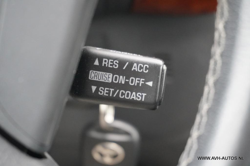 Toyota Avensis 2.0 vvti linea sol