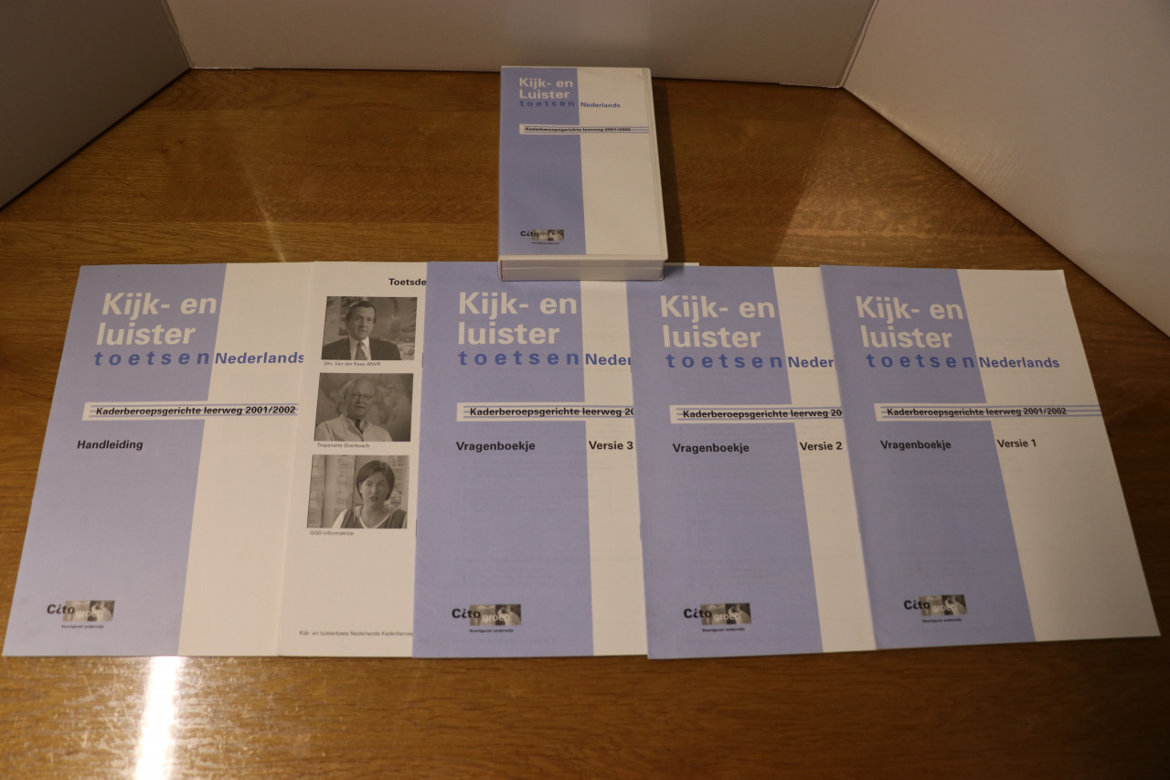 Kijk- en luistertoets Nederland Kaderberoepsgerichte leerweg 2001/2002