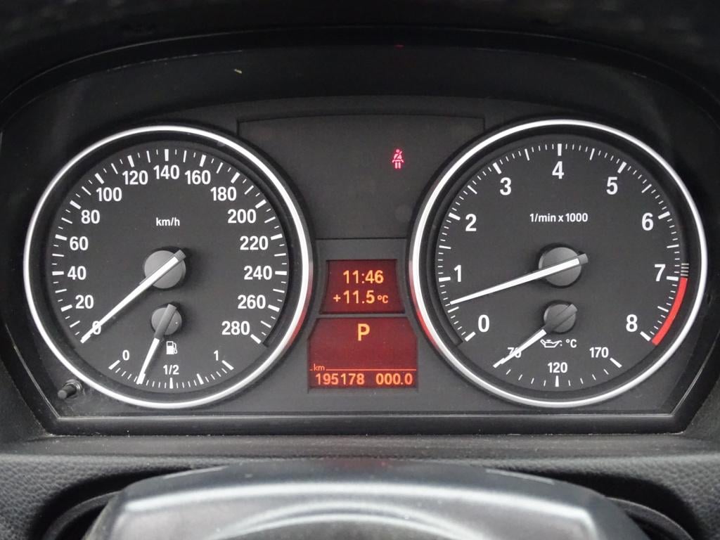 BMW 3-serie cabrio 335i high executive 306pk | adapt cruise | stoelverwarmi