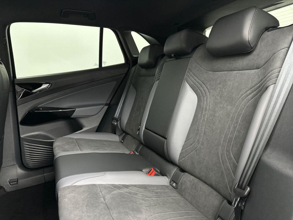 Volkswagen Id.4 limited edition 58 kwh accu 140 kw / 190 pk suv el