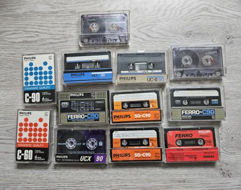 Philips cassettebandjes 12 stuks.