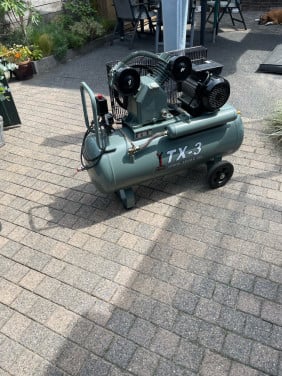 Als nieuw compressor