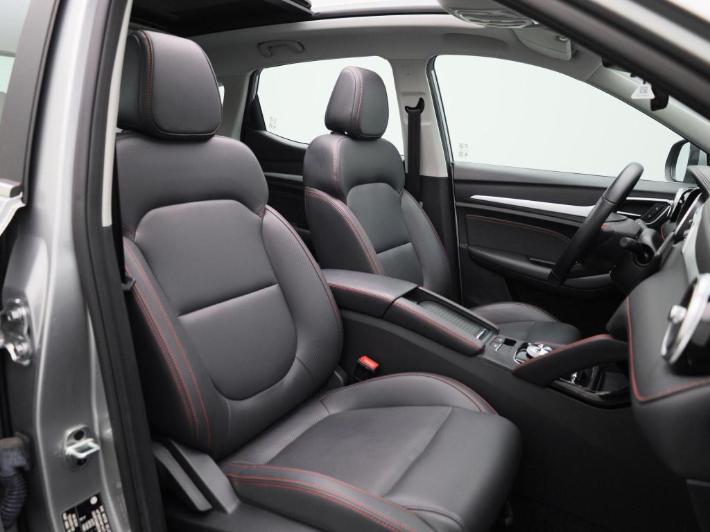 MG Zs Ev ev long range luxury 70 kwh