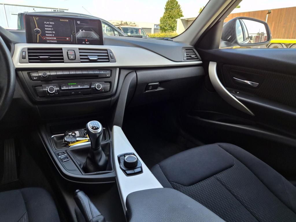 BMW 3-serie touring 320i executive