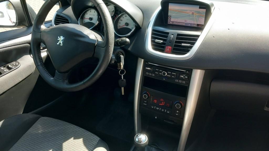 Peugeot 207 1.6 vti premiere