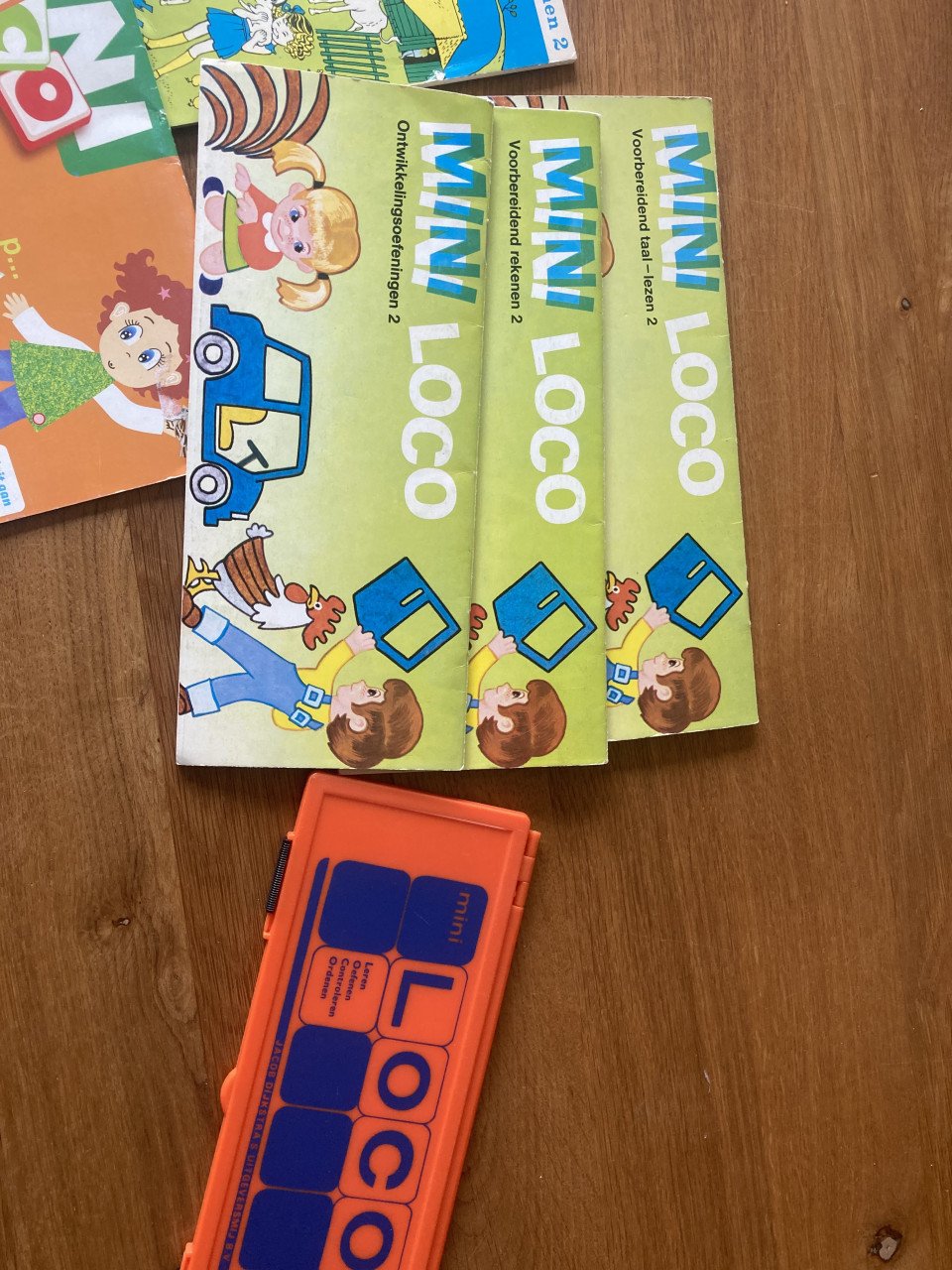 Loco met 6 boekjes