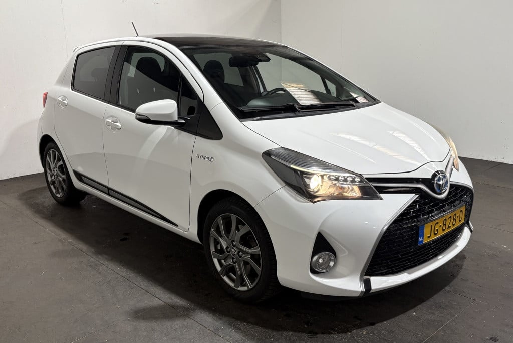 Toyota Yaris 1.5 hybrid dynamic