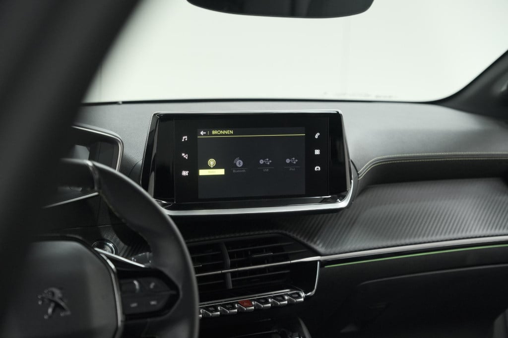 Peugeot 208 puretech 100 gt | camera | adaptieve cruise control | navigatie