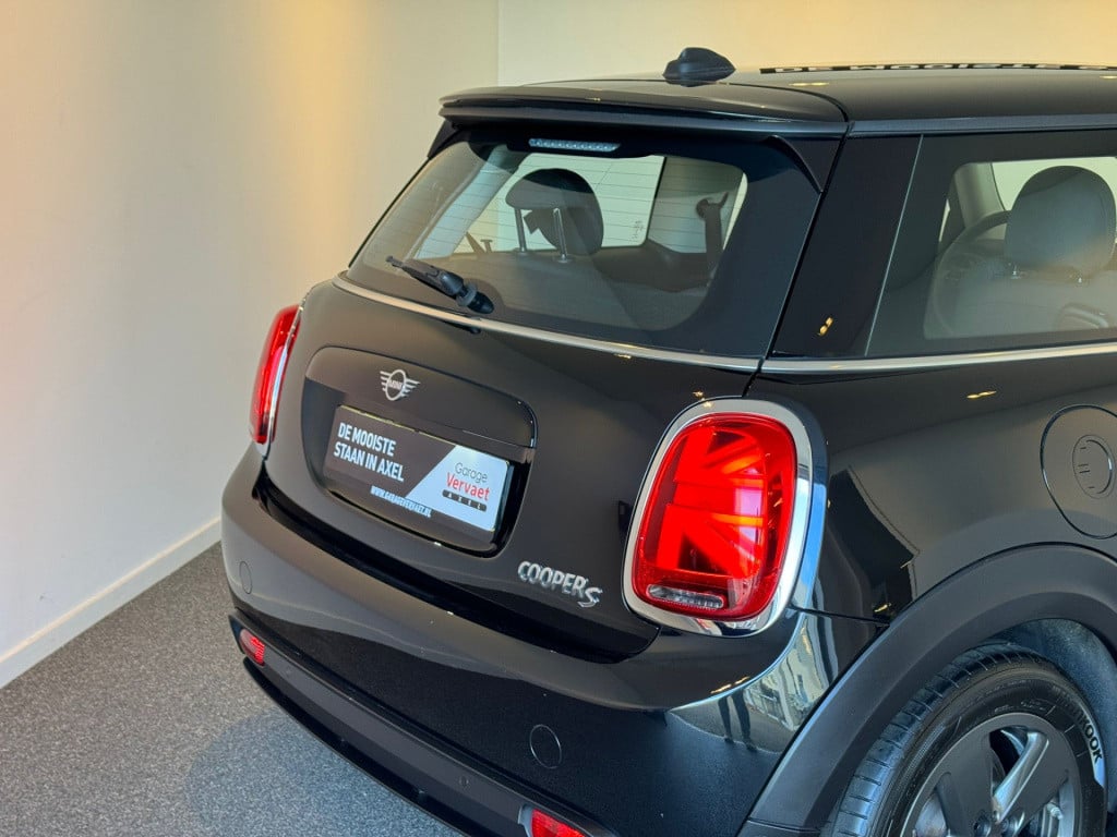 Mini Electric mini essential 33 kwh