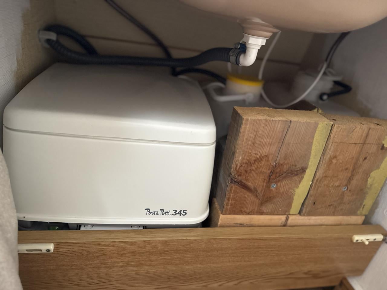 Kip Greyline KG 40 EK inclusief voortent