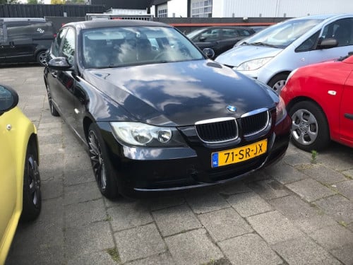 BMW 318i