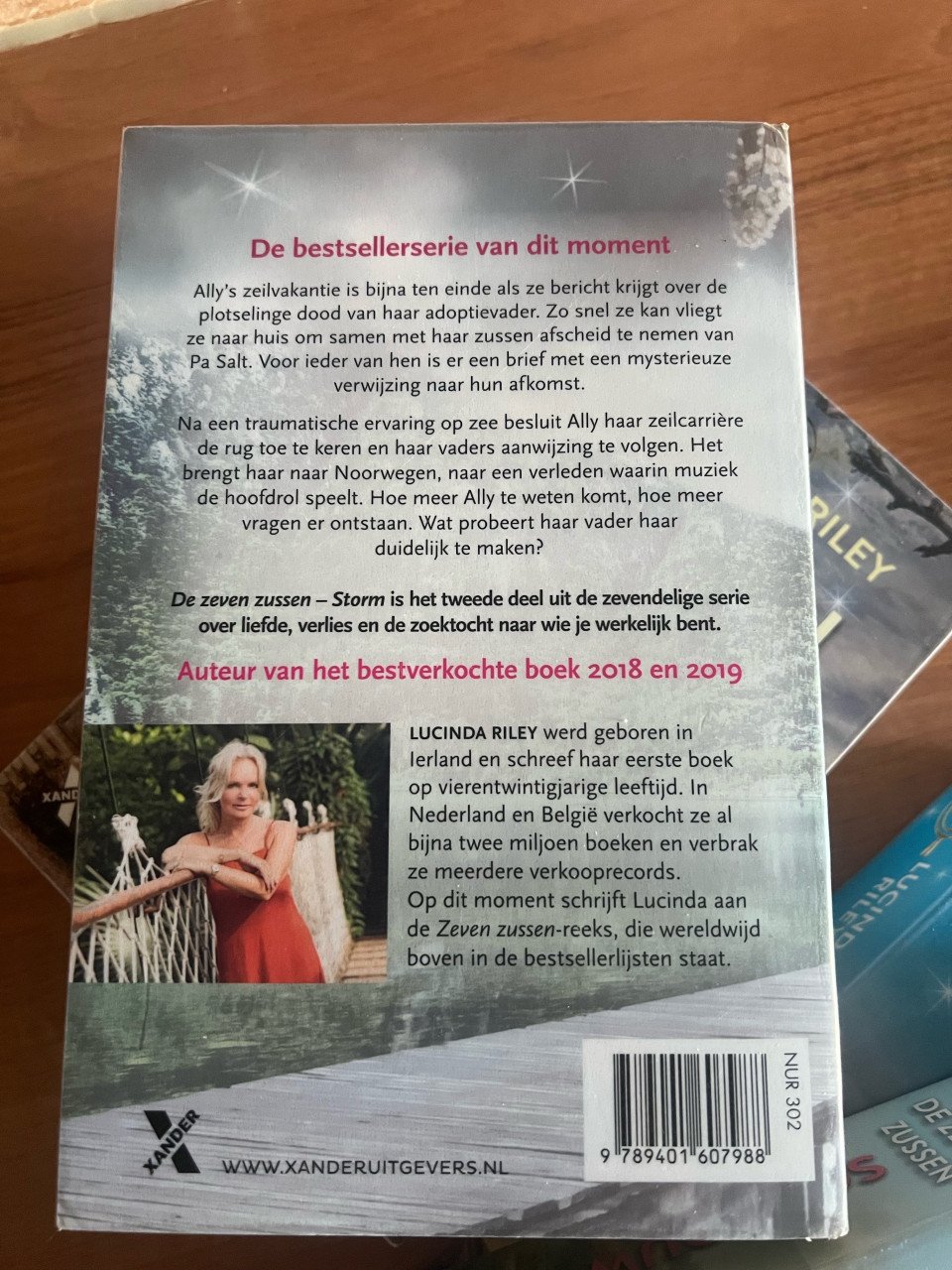 Te koop: De eerste 5 delen van De Zeven Zussen – Lucinda Riley