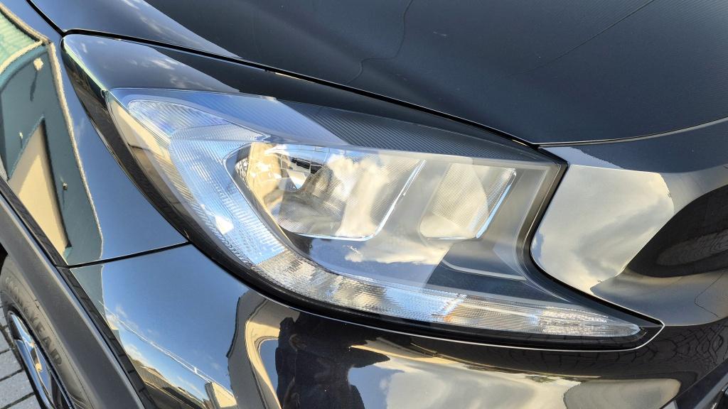 Toyota Aygo x 1.0 vvt-i mt play | camera | lane assist | acc | 17 inch | ai