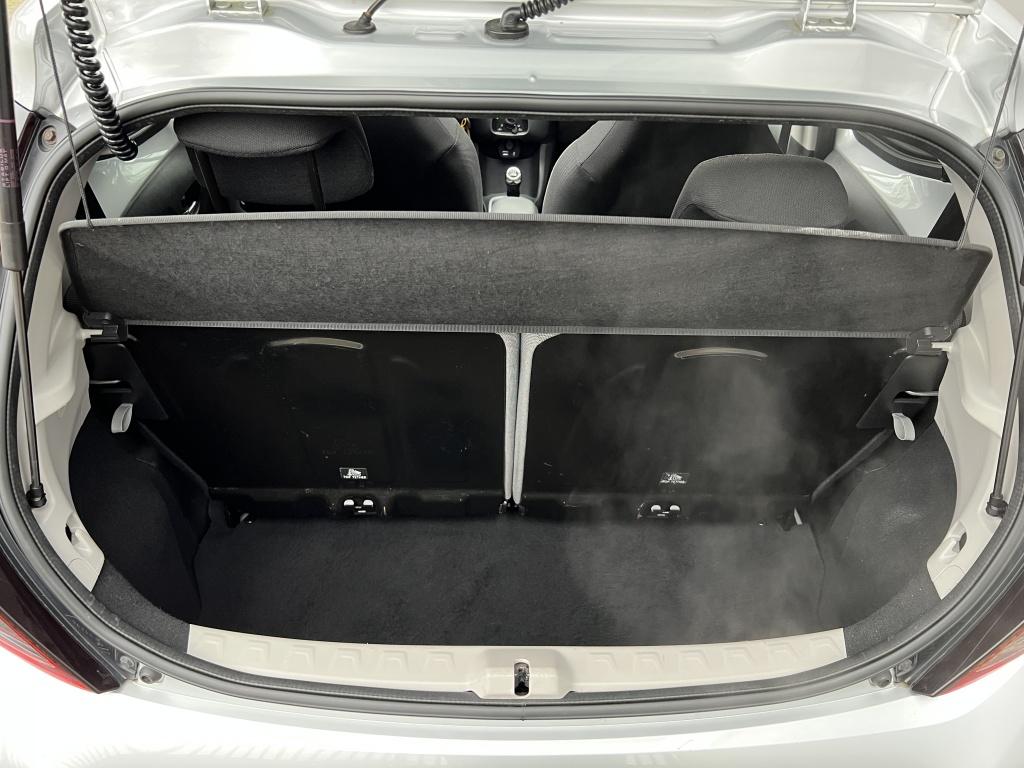 Toyota Aygo 1.0 vvt-i x-first cabrio | subwoofer | instaplijsten| uitlaatsi