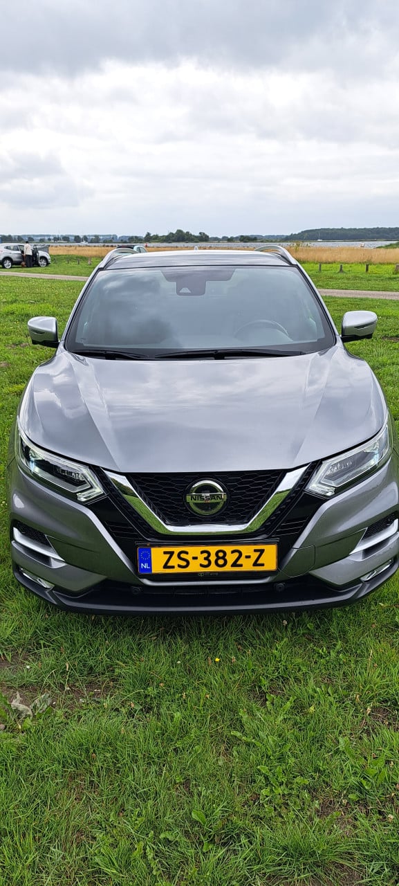 Nissan Qashqai Tekna +