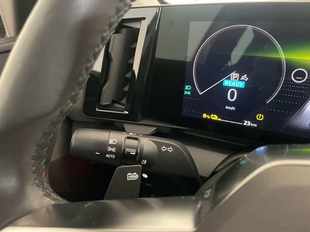 Renault Megane E-tech ev40 boost charge equilibre