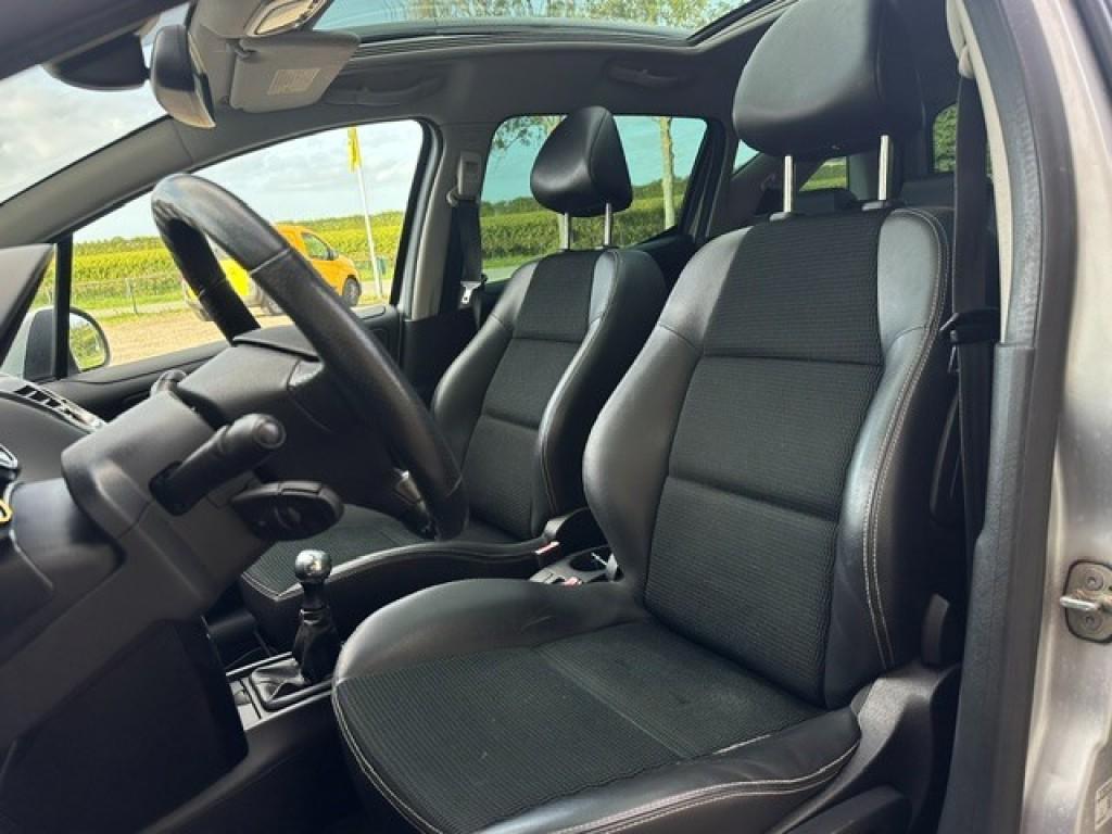Peugeot 207 sw 1.6 vti allure