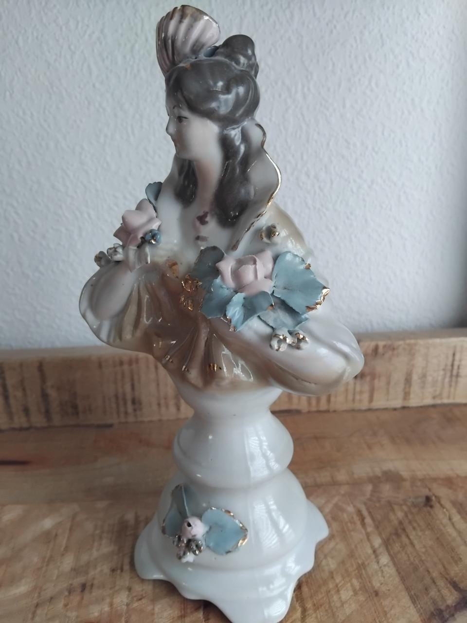 Vintage Porselein Beeldje