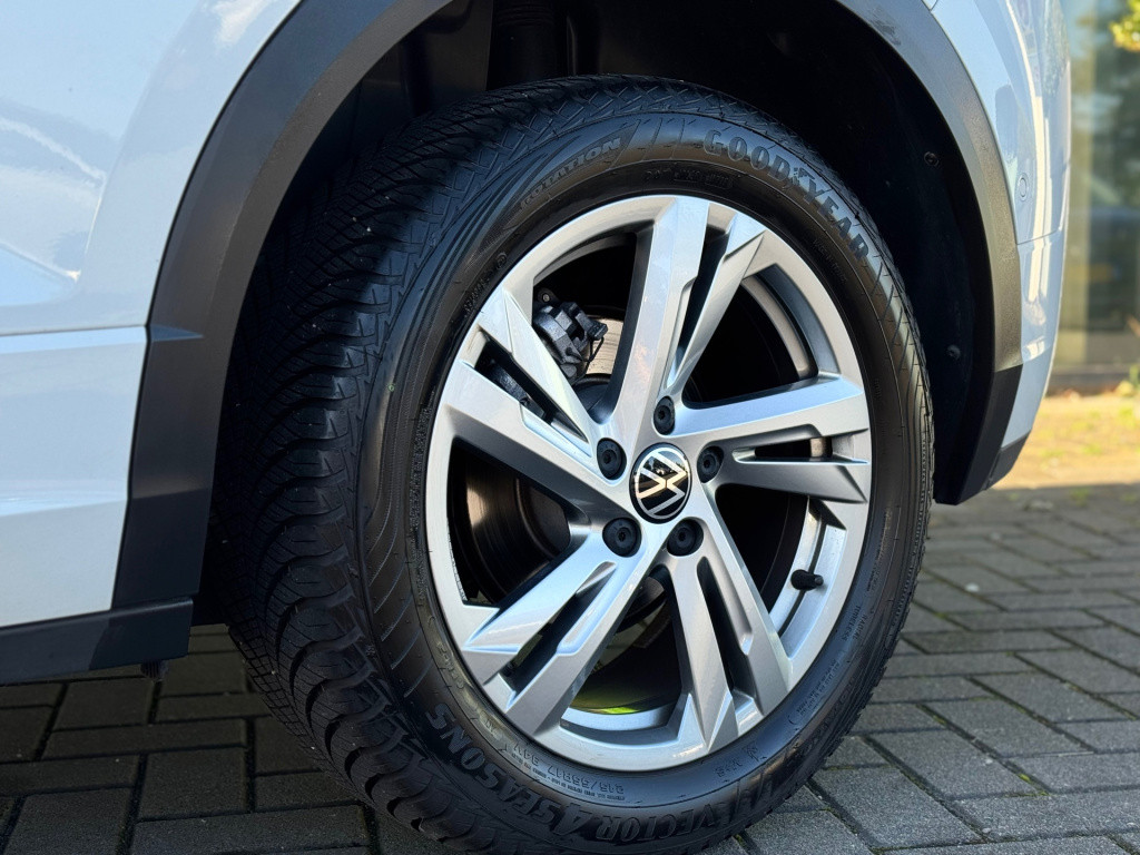 Volkswagen T-roc 1.5 tsi r-line edition * camera * massage * parkeerhulp