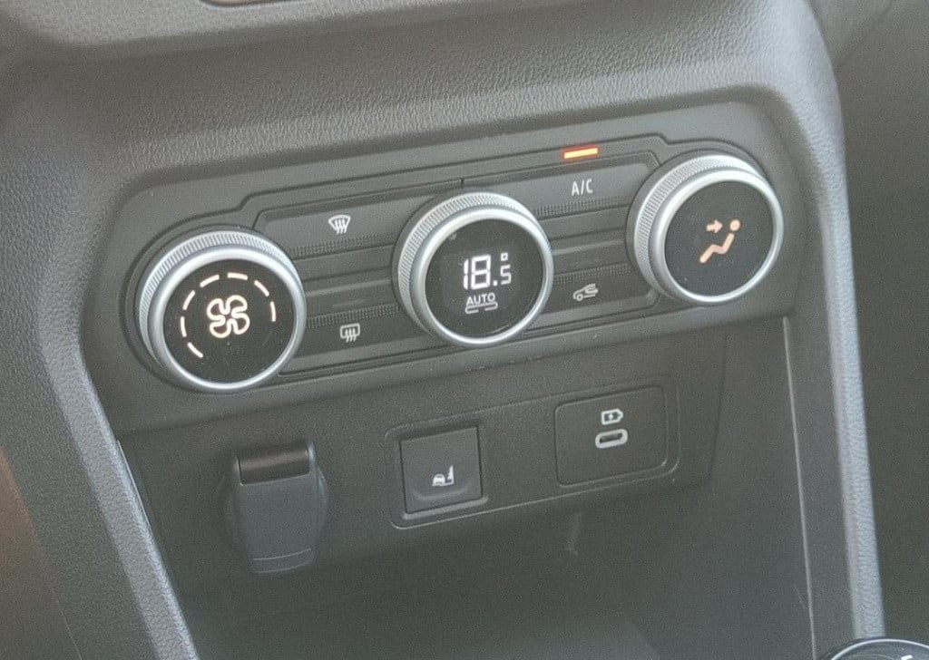 Dacia Sandero Stepway 1.0 tce 100 eco-g extreme -demo /  pack extreme