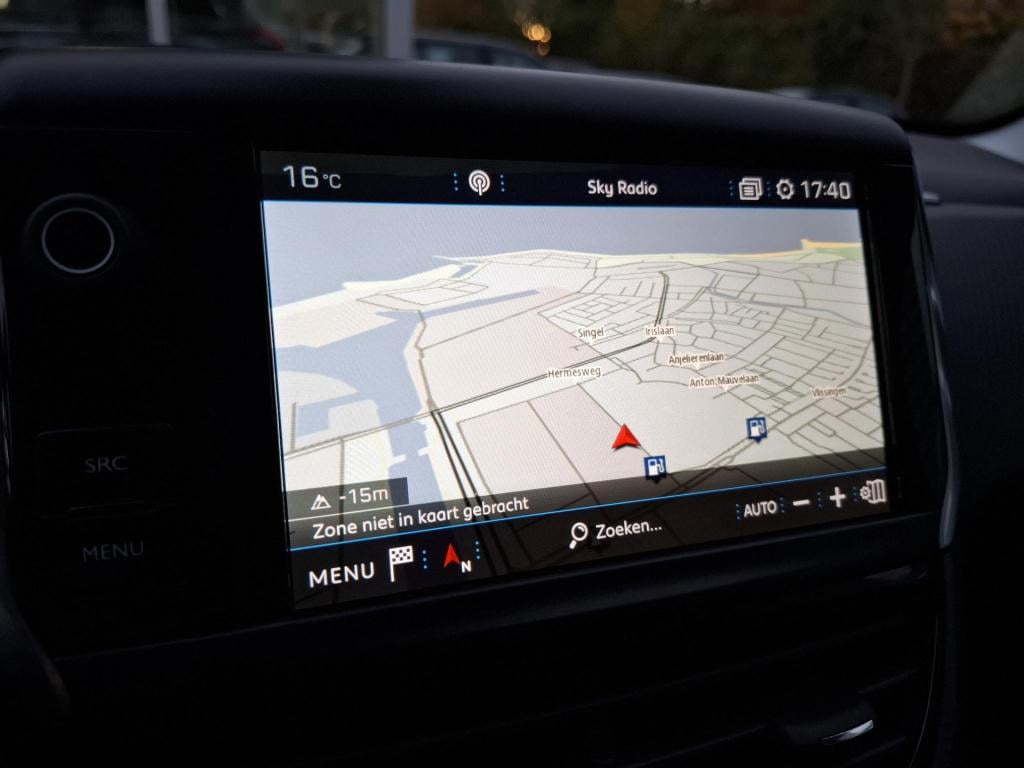 Peugeot 208 1.2 signature nav/airco/cruise/park