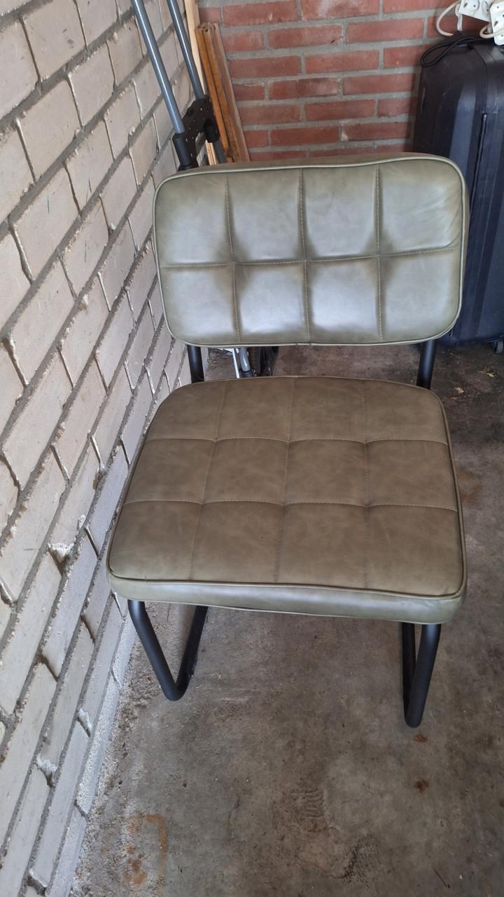 4 eetkamerstoelen