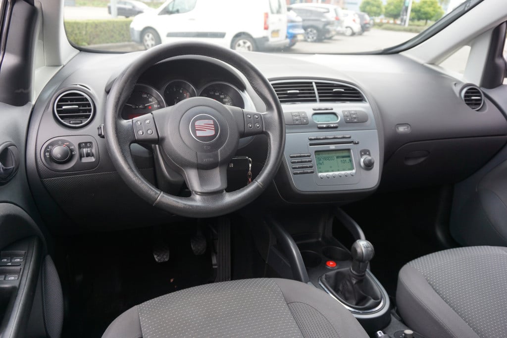 Seat Altea Xl 1.8 tfsi stylance airco / cruise / parkeers. / elektr. ramen 