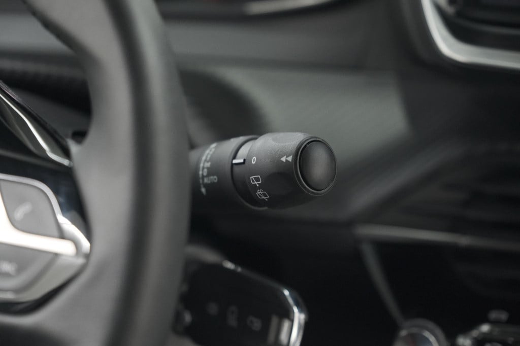 Peugeot 2008 puretech 130 eat8 allure | camera | navigatie | apple carplay 