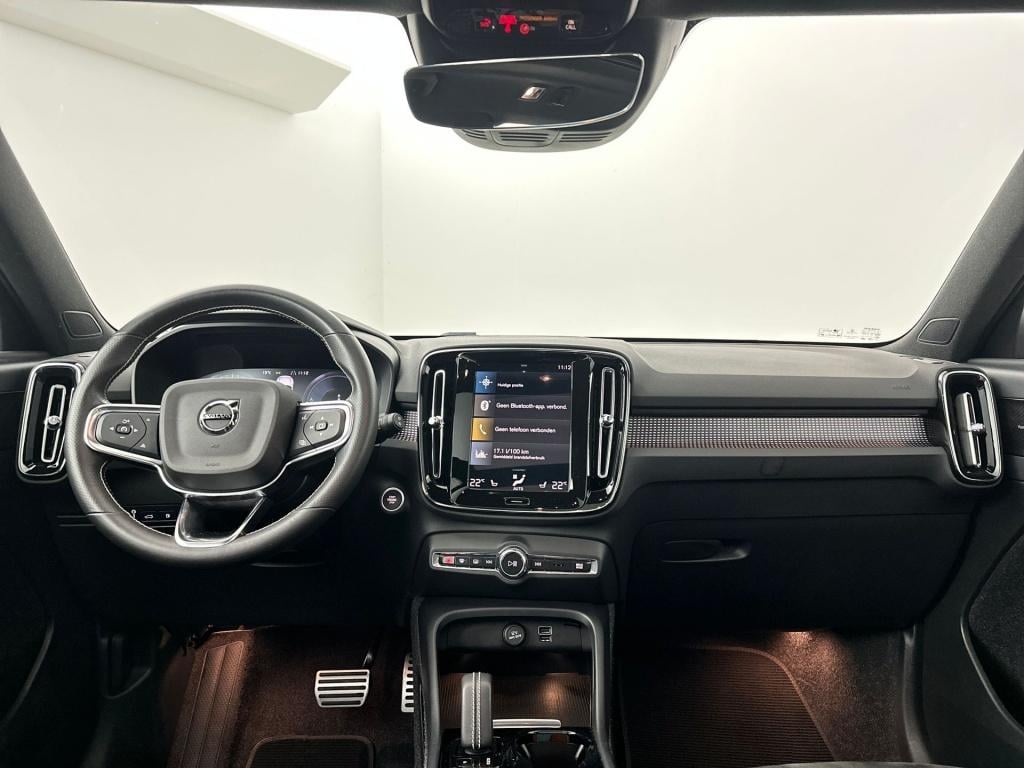 Volvo XC40 t5 262pk recharge r-design| pano| 360 camera