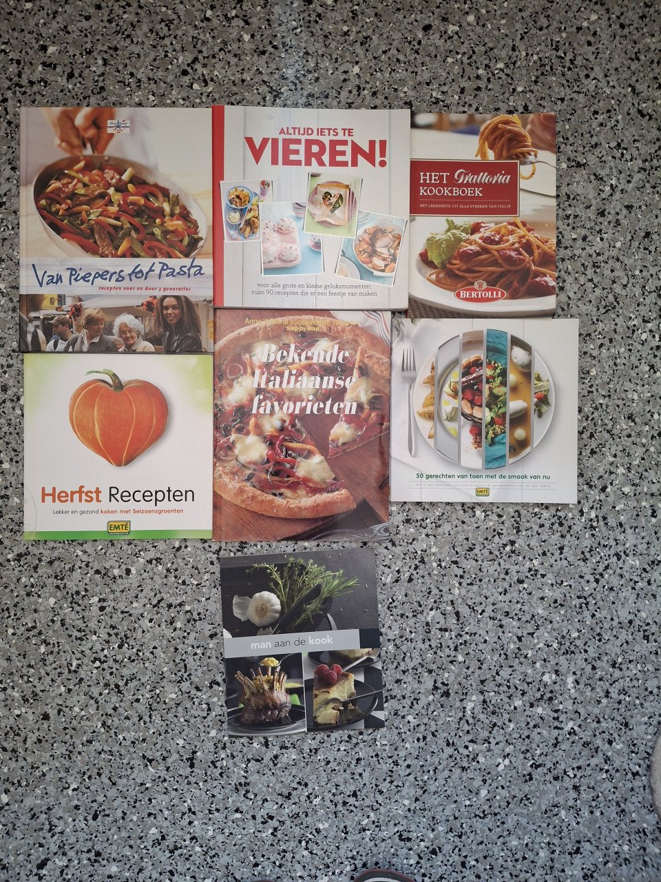 KOOK BOEKEN 7 STUKS