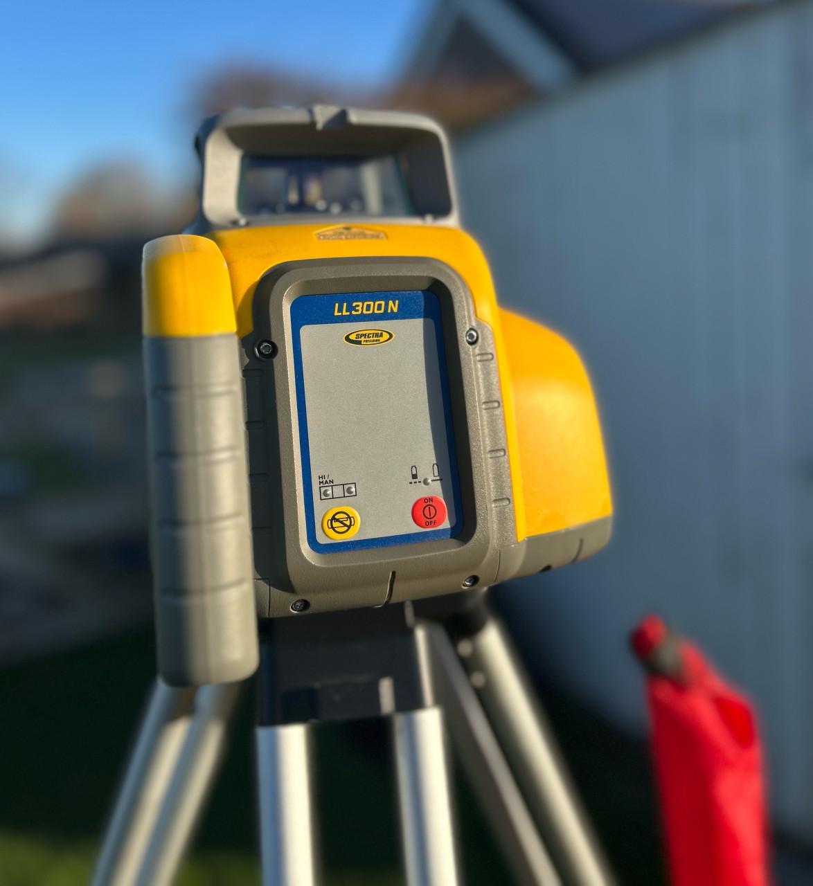 SPECTRA Precision LL300N Bouwlaser + HL450 Ontvanger–ZGAN