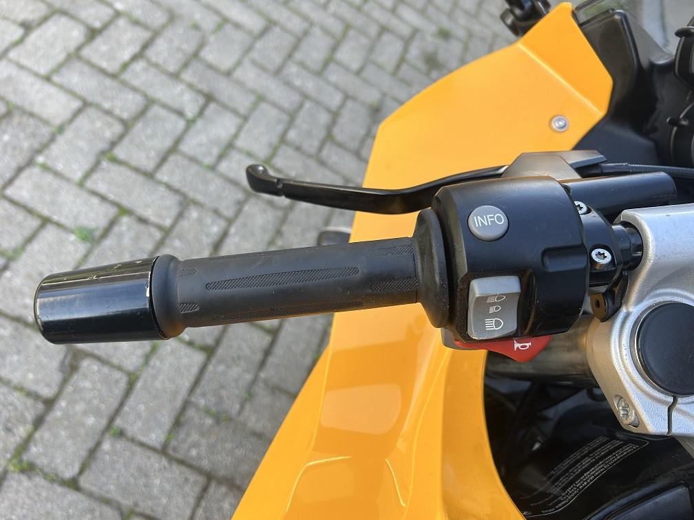 Nette BMW F800S uit 2008 met slechts 10dkm, 1e eigenaar, topper! €3750,-