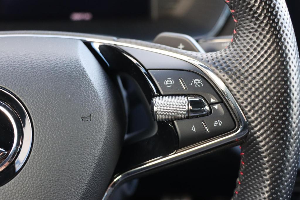 Skoda Octavia combi 2.0 tsi rs 245pk dsg7