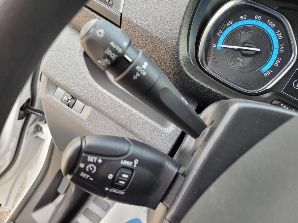 Peugeot E-expert standard 100kw 260nm 2st. op voorad