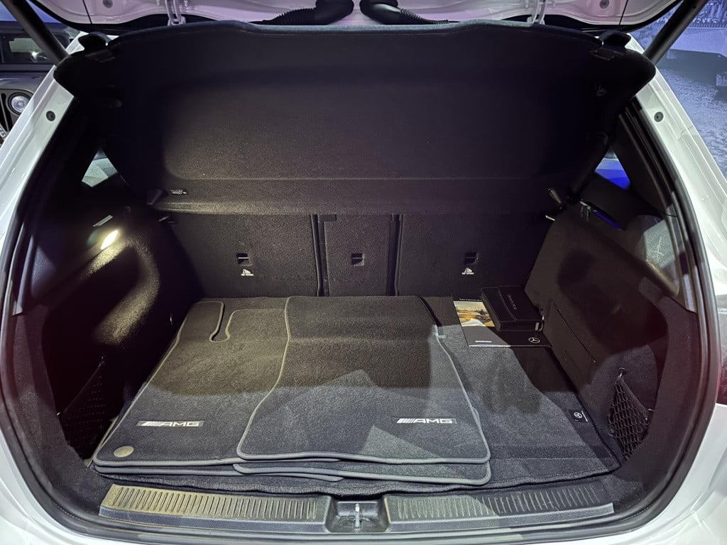 Mercedes-Benz B-Klasse 200 business solution amg