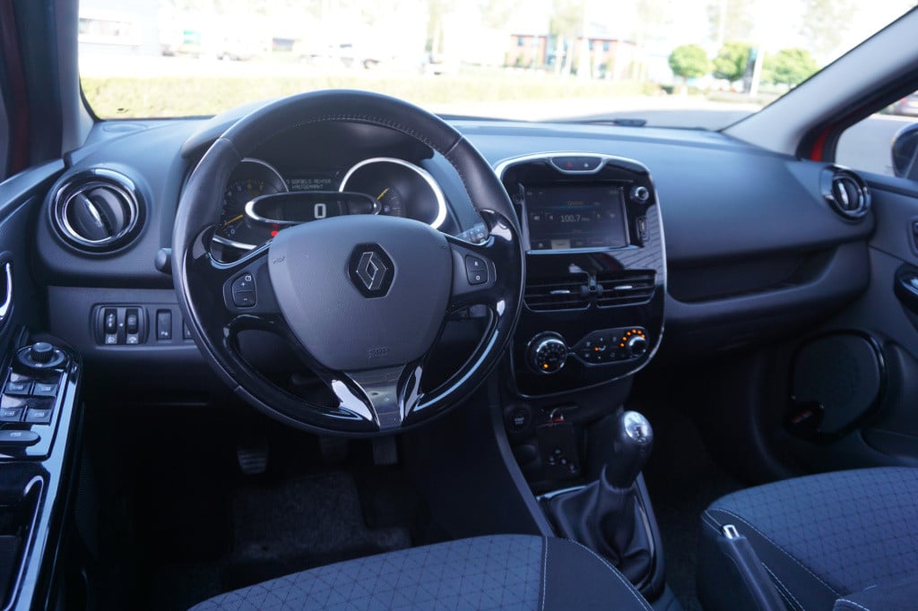 Renault Clio estate 0.9 tce dynamique climate / navi / cruise / elektr. ram