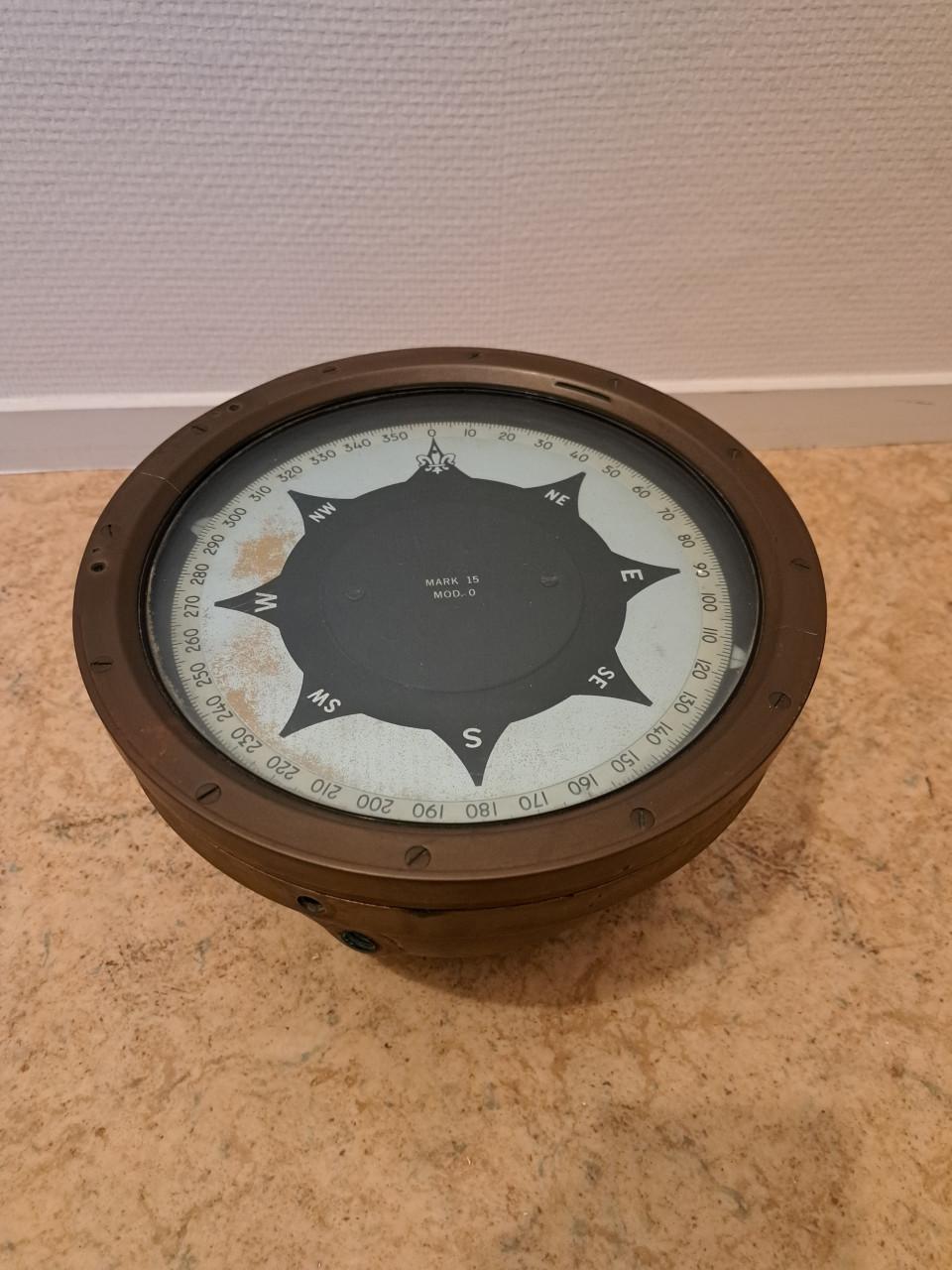 Gyro kompas (repeater)