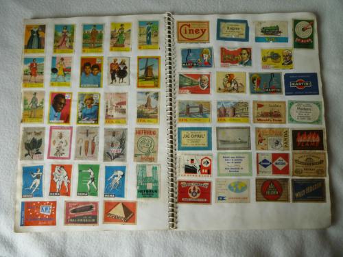 Flinke verzameling vintage plaatjes van lucifer doosjes