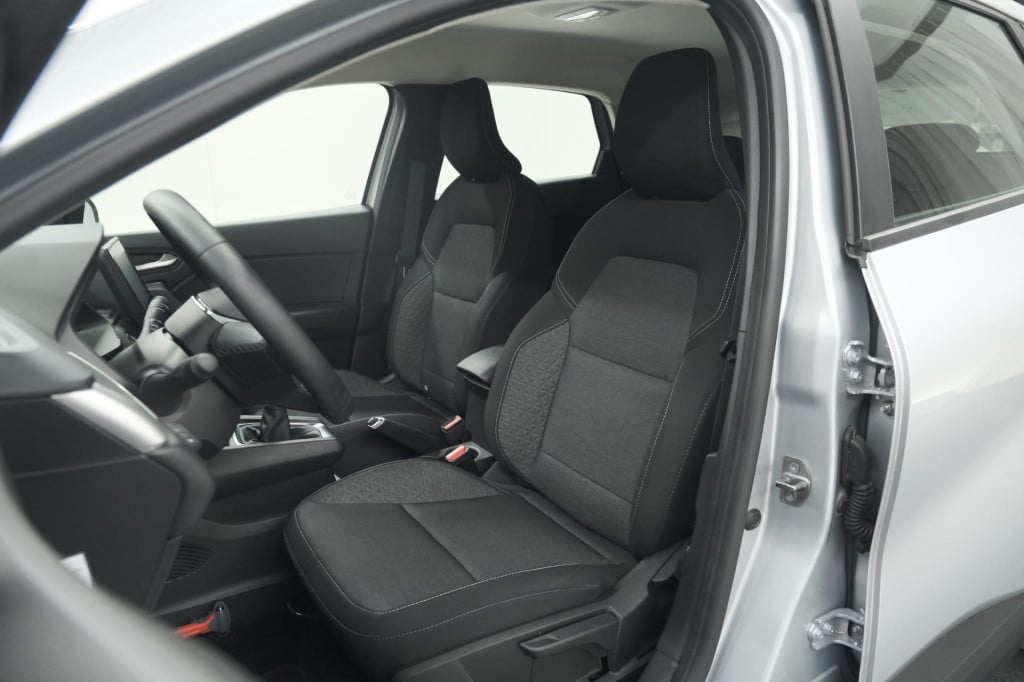 Renault Captur tce 90 evolution | parkeersensoren | navigatie | allseason b