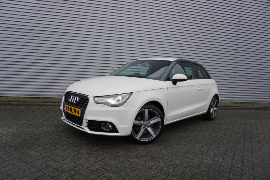 Audi A1 1.4 tfsi ambition pro line business airco / navi / cruise / elektr.