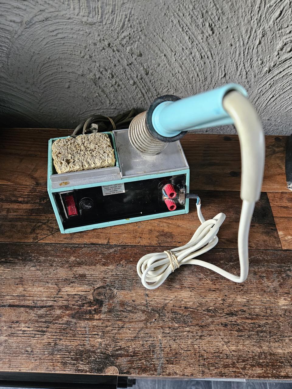 Vintage werkende Weller Soldeerstation met Soldeerbout