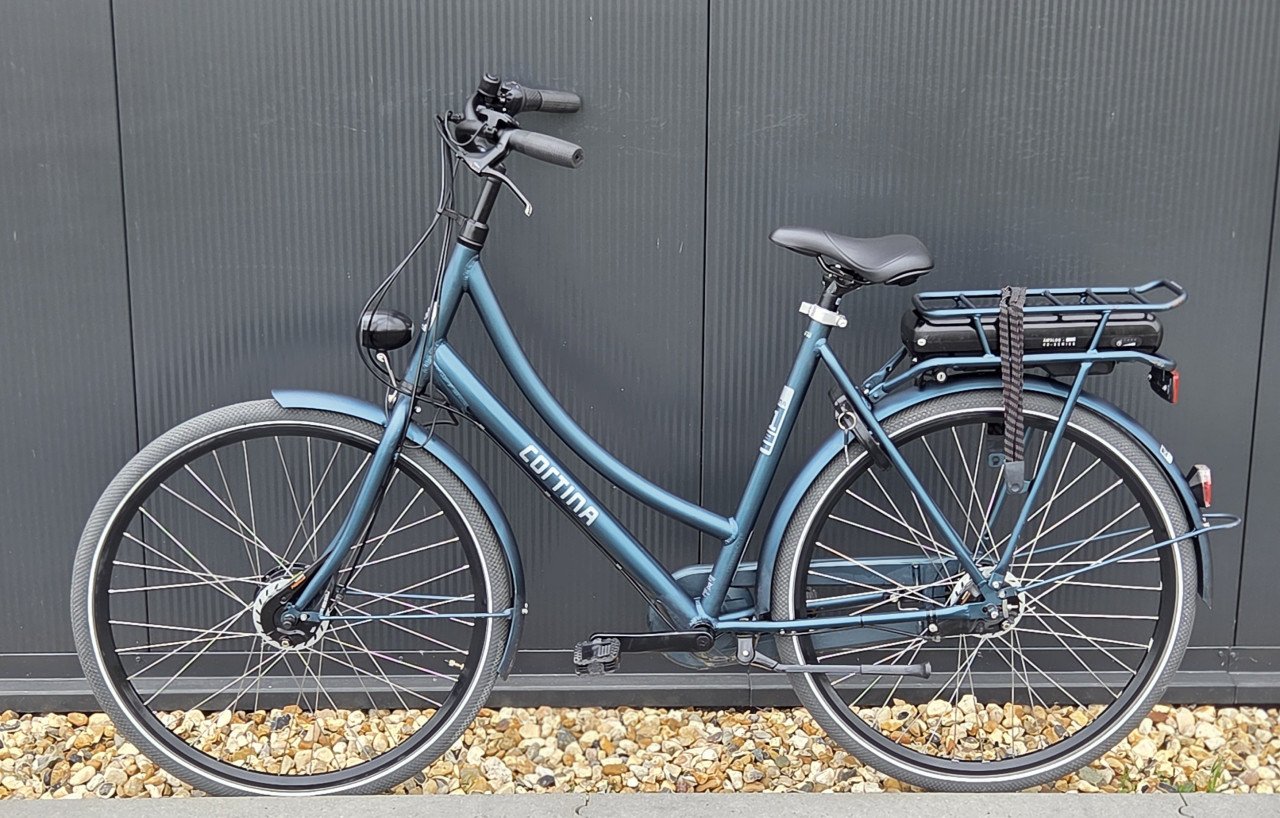Cortina E-U1 RB3 57cm 600Wh transporter