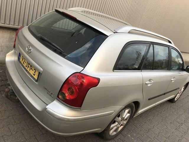 Toyota Avensis wagon 2.0 d-4d luna business clima | navi | cruise | trekhaa