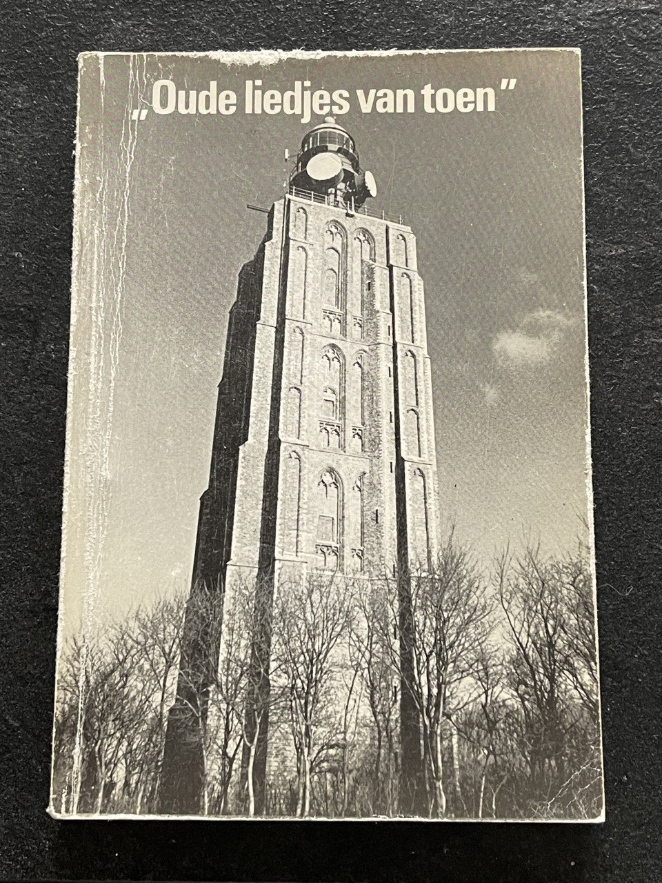 Boeken west Kapelle Zeeland klederdracht etz