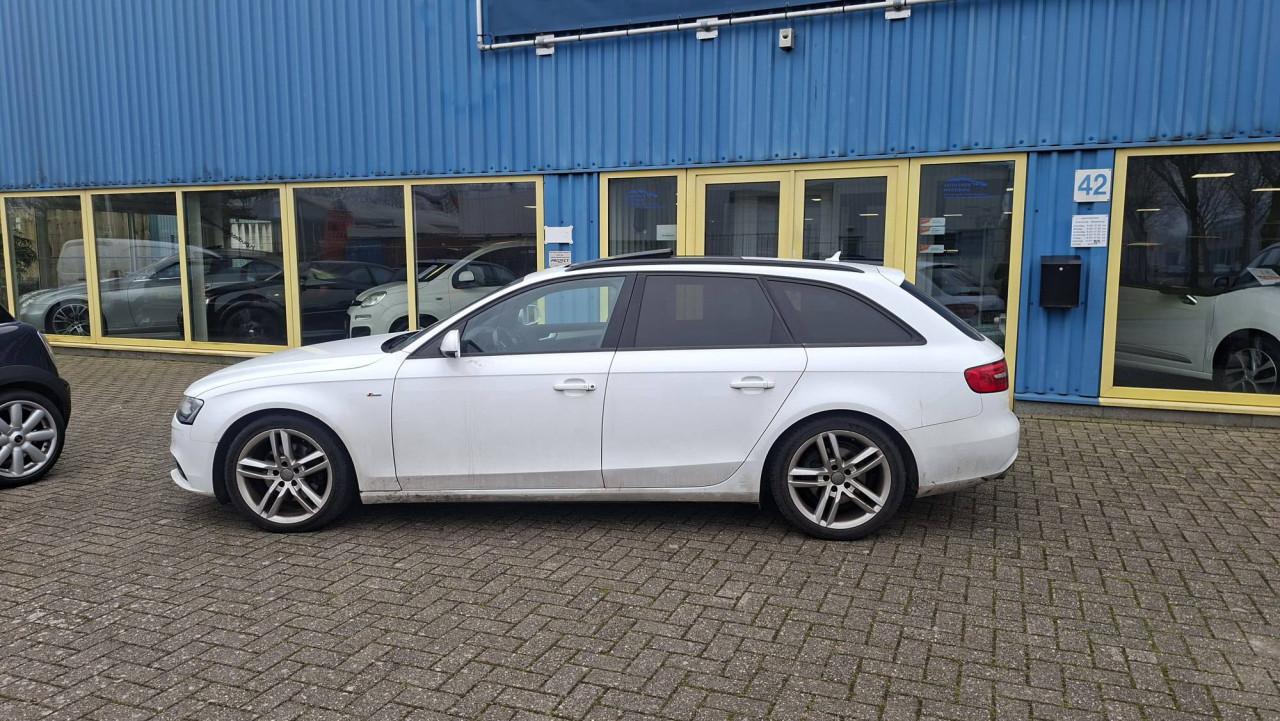 Audi A4 2.0 TDI Proline S station automaat2013 vol opties navigatie panodak