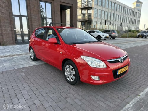 Hyundai i30 1.6i Dynamic Airco Cruise kmst157.649 Nap BJ2008